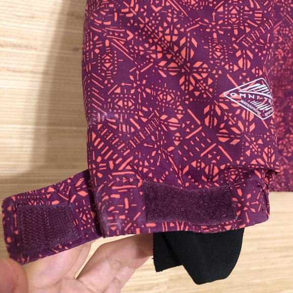 Columbia Burgundy Omni-Tach Waterproof Zip-up Jacket Size Small - Picture 11 of 13